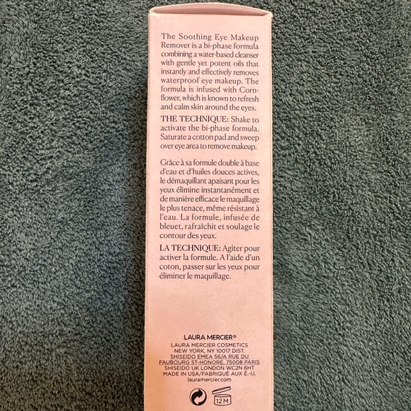 Laura Mercier Soothing Eye Makeup Remover - Picture 2 of 5